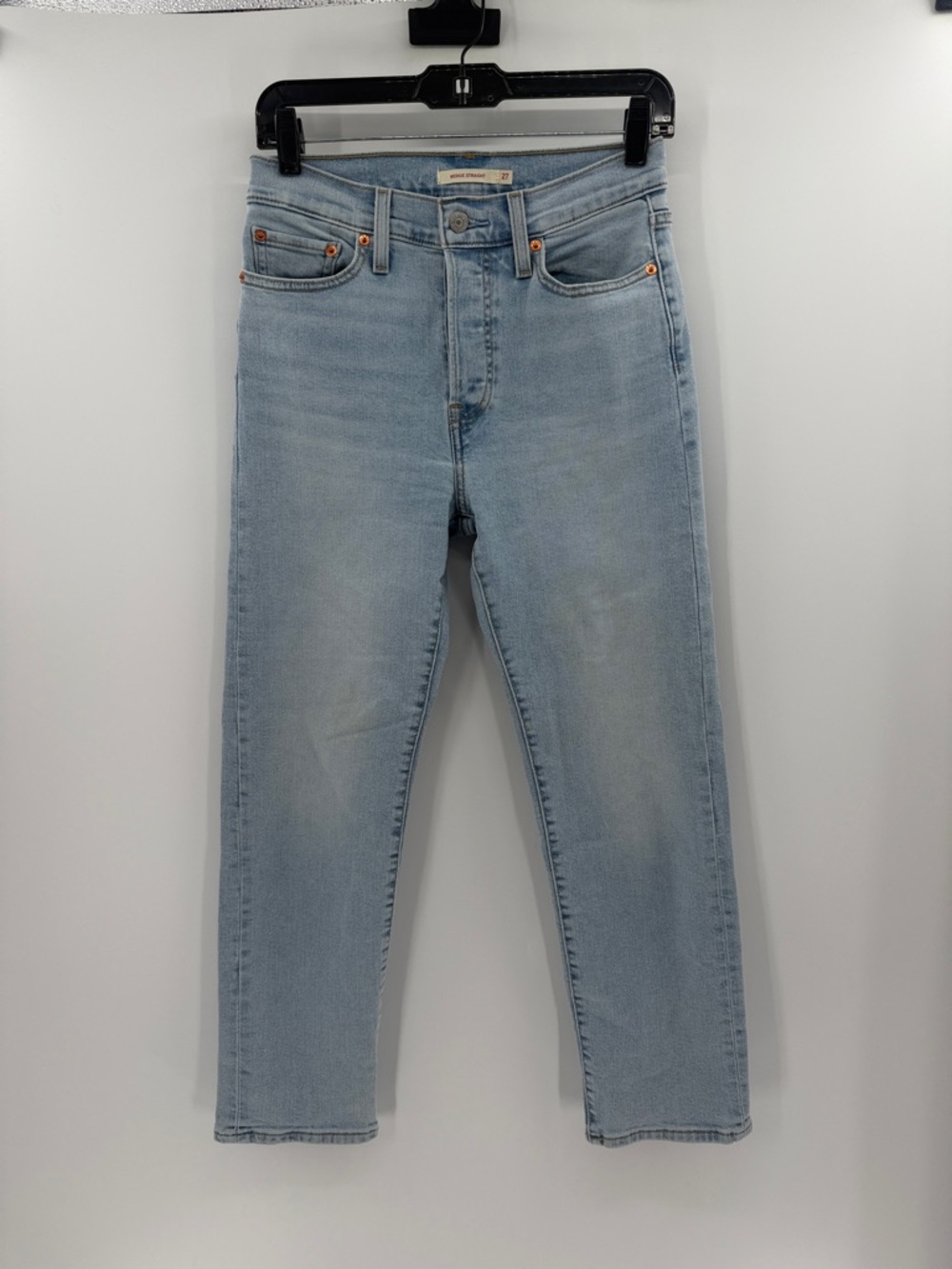 Levi's Women's Straight Leg Jeans in Light Blue Wash
